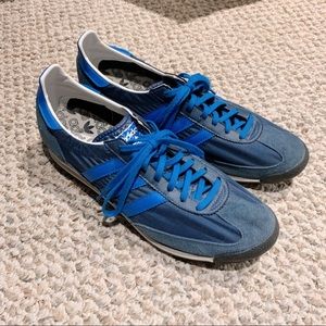 Adidas low top sneakers